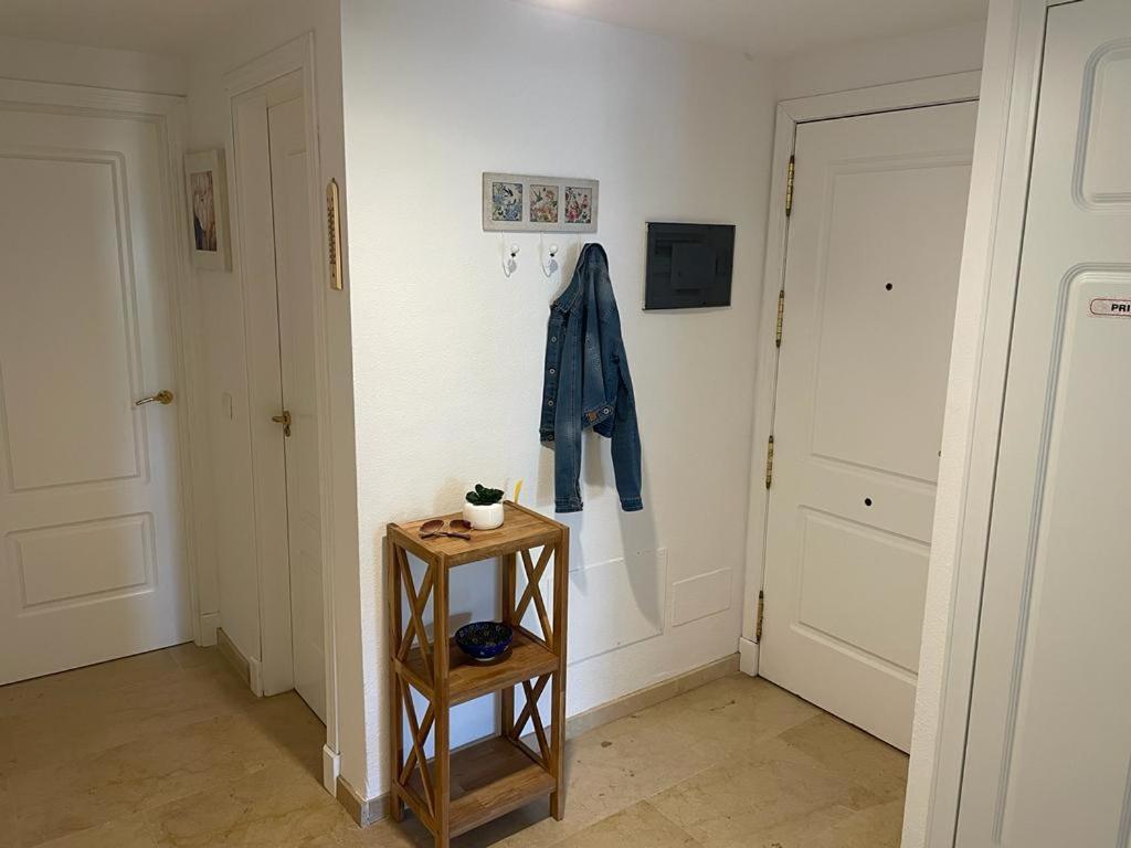 Beach Apartment In La Duquesa Marina Castillo de Sabinillas المظهر الخارجي الصورة