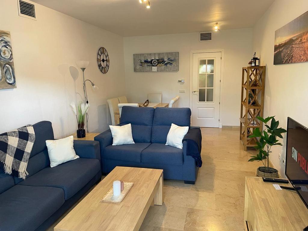 Beach Apartment In La Duquesa Marina Castillo de Sabinillas المظهر الخارجي الصورة